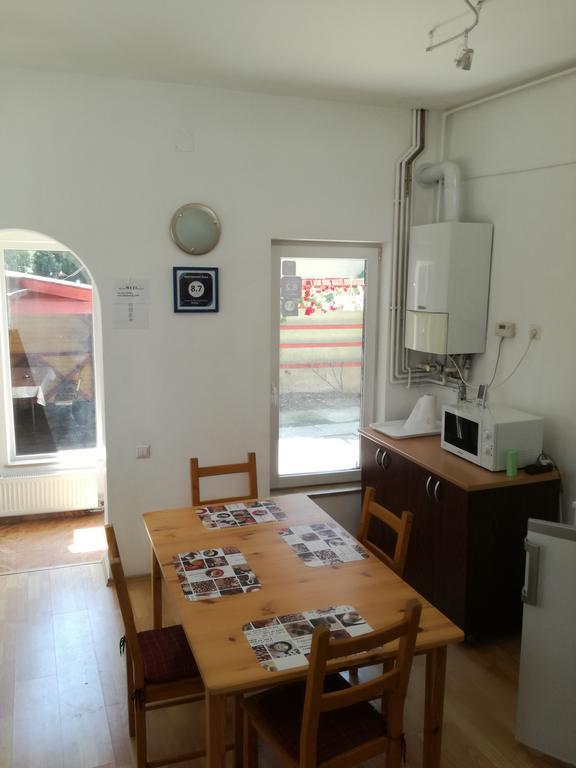 Apartament Roza ブラショフ エクステリア 写真